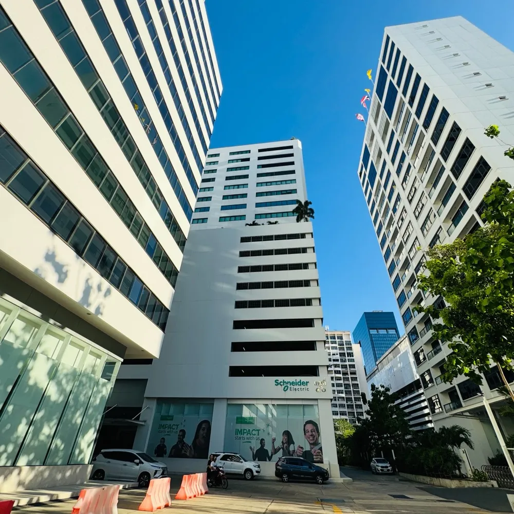 RUNGROJ BUILDING C